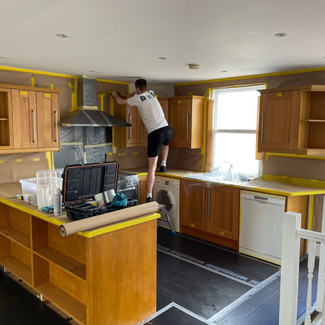 Kitchen before respray